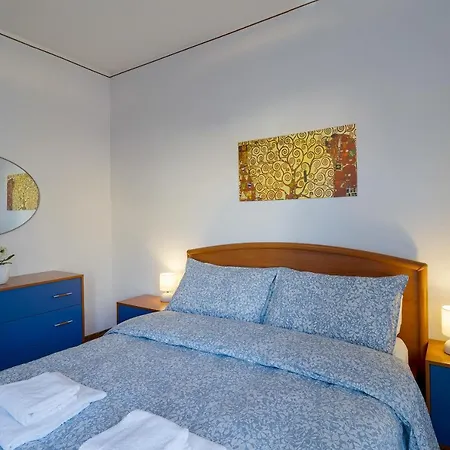 アパート Salita San Bernardo Flat